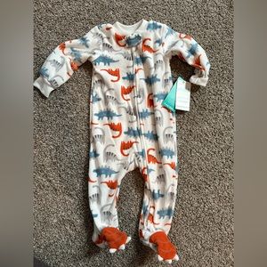 NEW WITH TAGS! Carter’s fleece zippered sleeper - size 6-9 months